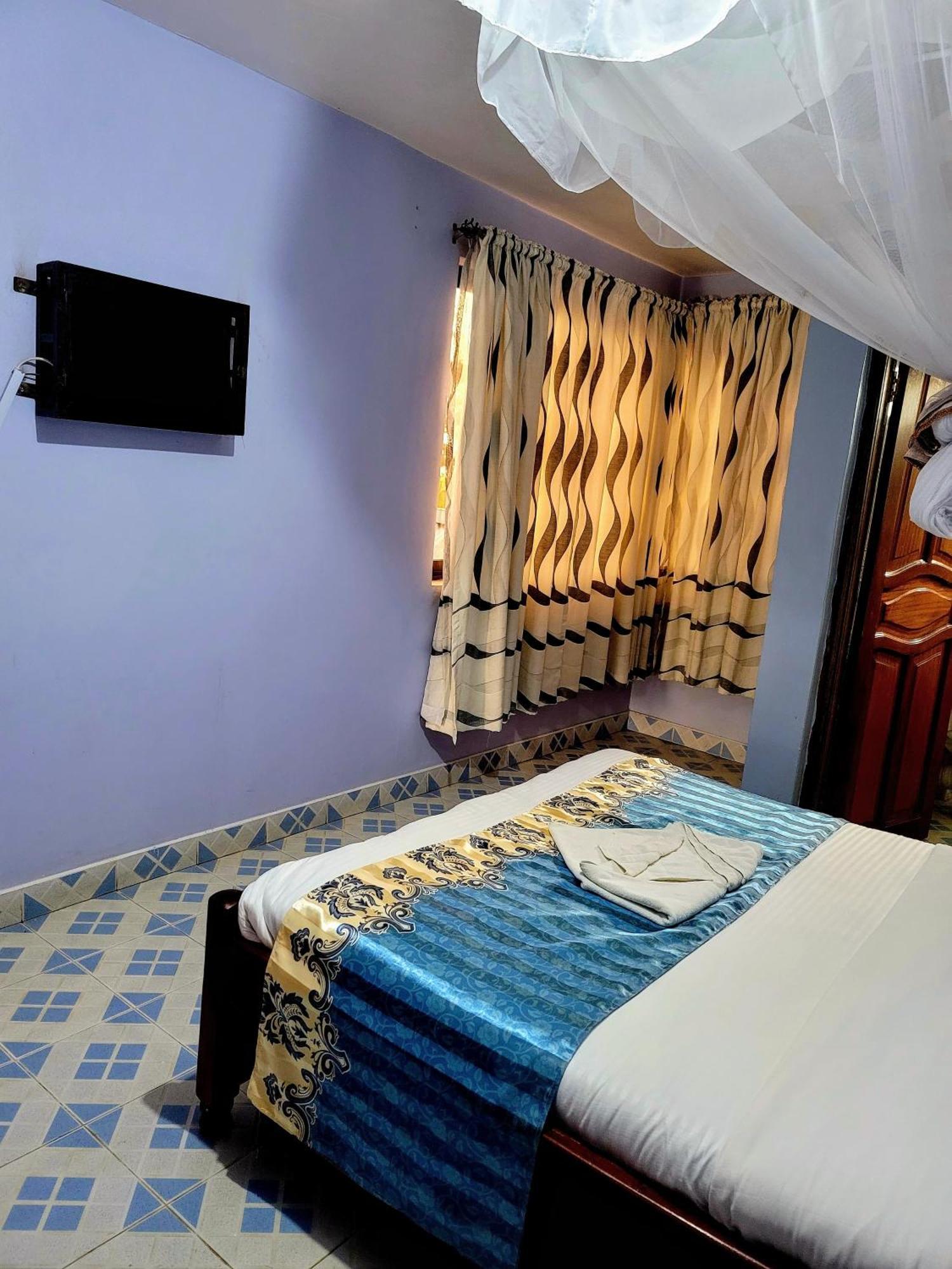 Apex Resort Nakuru Extérieur photo