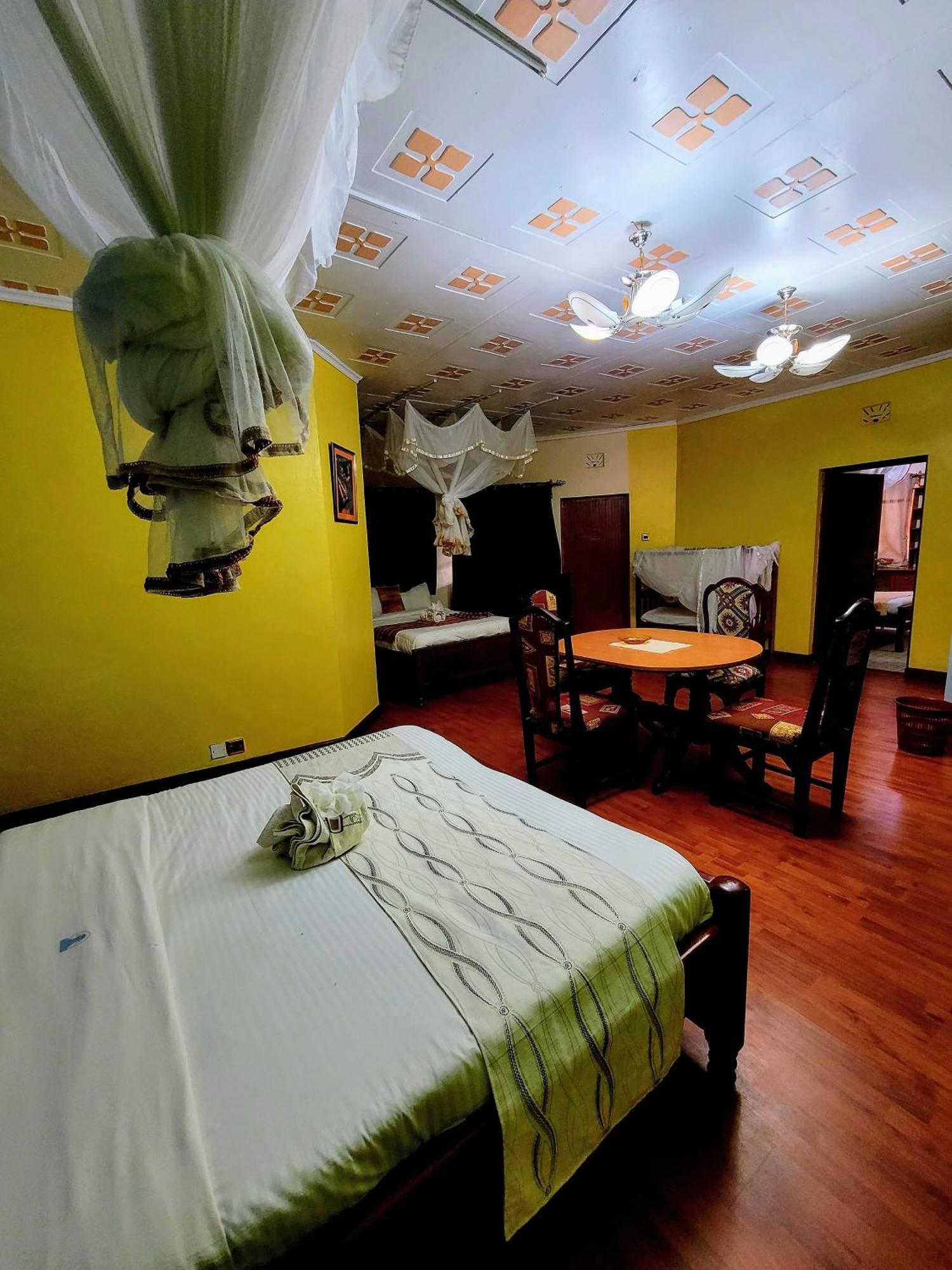 Apex Resort Nakuru Extérieur photo