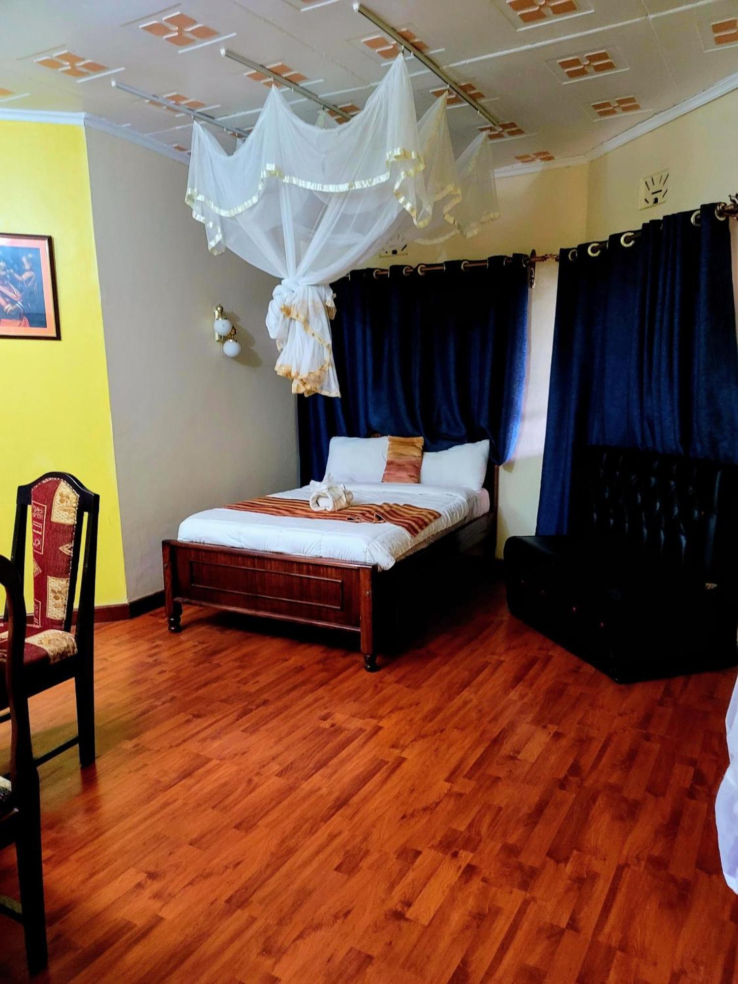 Apex Resort Nakuru Extérieur photo
